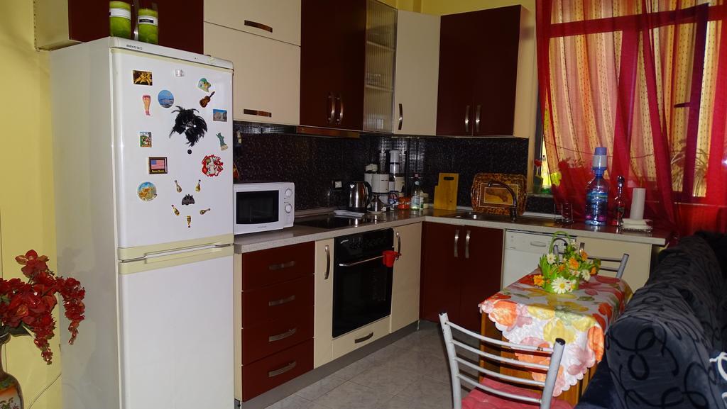 Central Apartments Shoshi Tirana Exterior photo